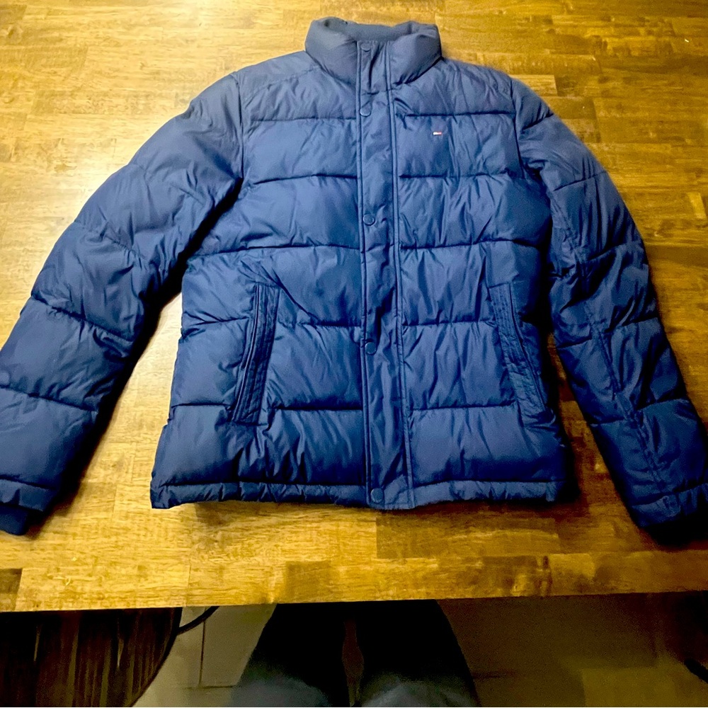 Tommy Hilfiger navy blue puffer jacket size m